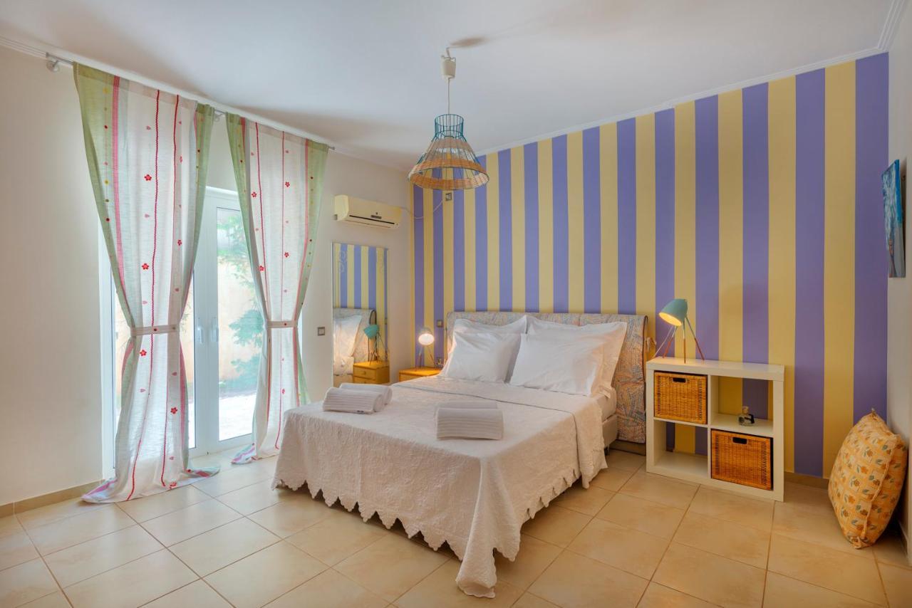 The Painters Luxurious Villa Anavyssos Exteriör bild